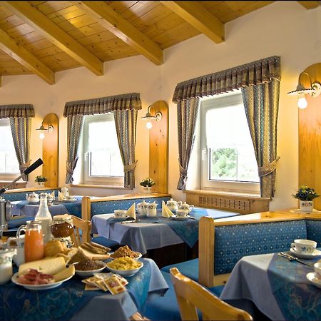 Hotel Pangrazzi Fucine ภายนอก รูปภาพ