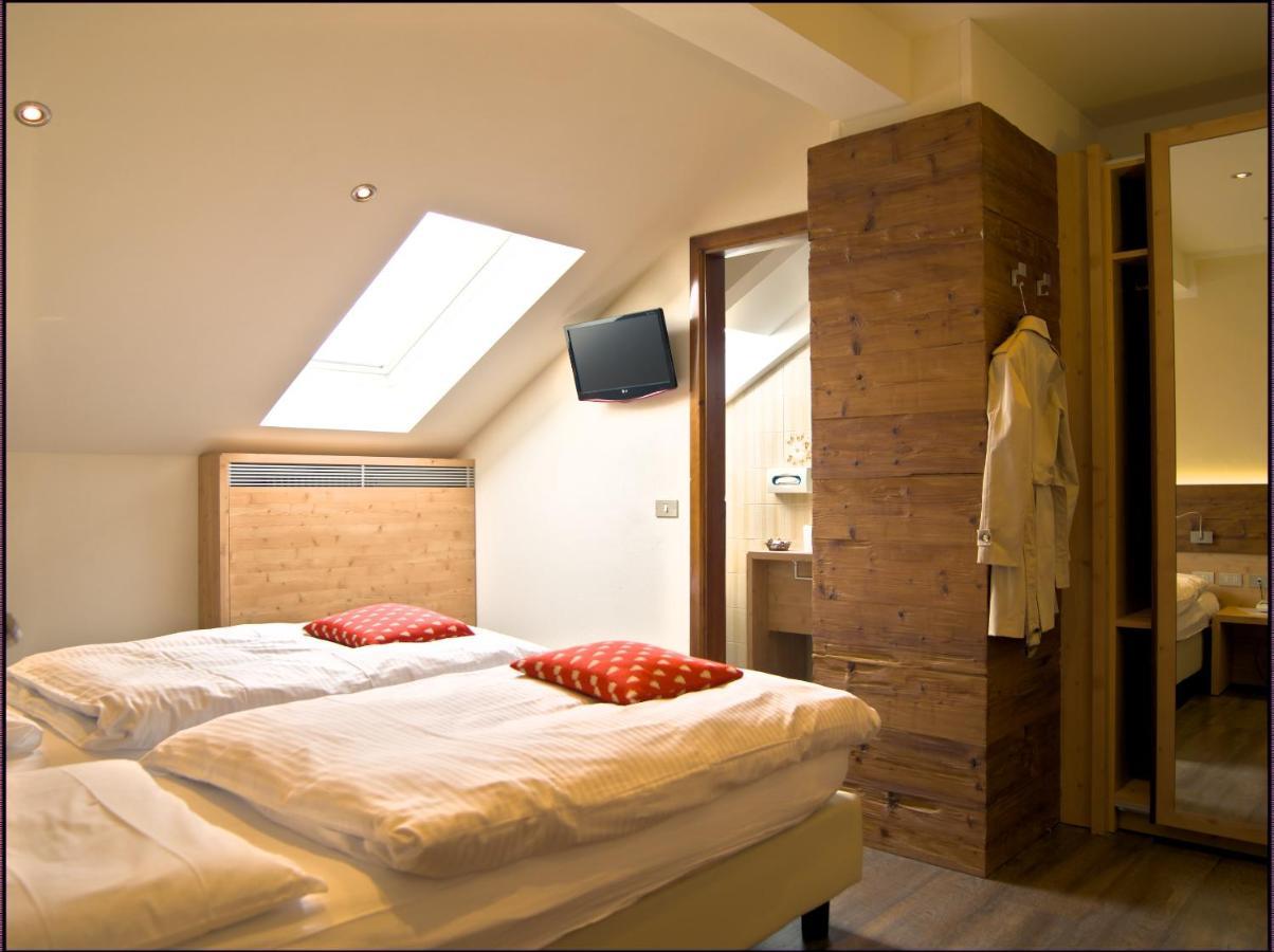 Hotel Pangrazzi Fucine ภายนอก รูปภาพ